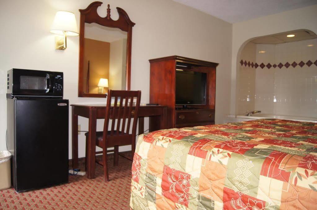 Days Inn By Wyndham Oak Grove/Ft. Campbell Luaran gambar